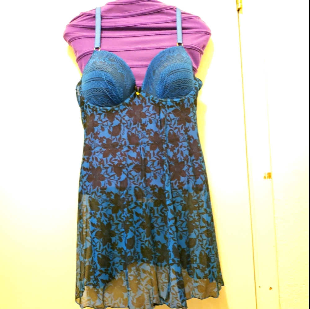 Never worn Daisy Fuentes plus size baby doll